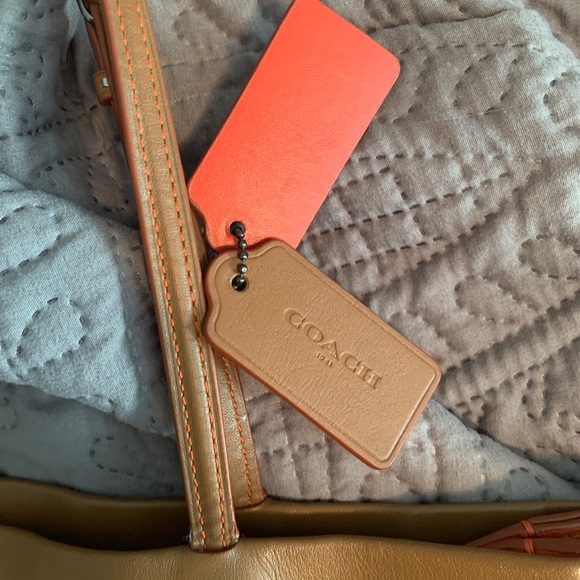 Authentic Coach purse - Picture 2 of 5
